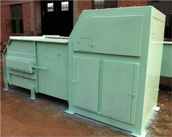 封閉環(huán)保型大傾角皮帶機